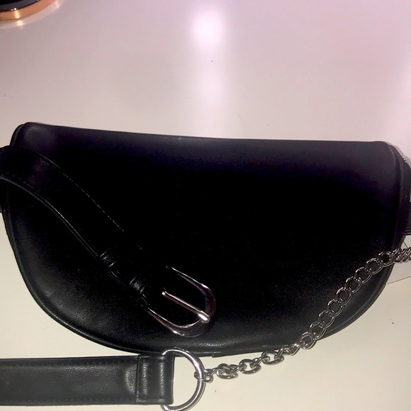 Ariana Grande Fanny Pack - Picture 3 of 4